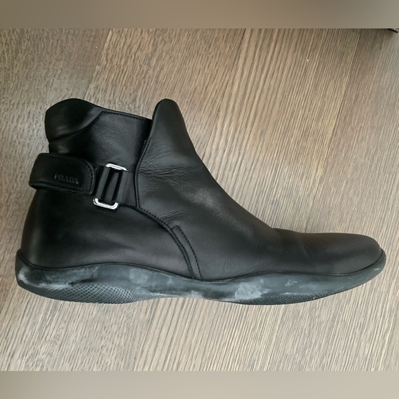 Boot with buckle - Picture 2 of 4